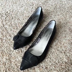 Black Anne Klein heels